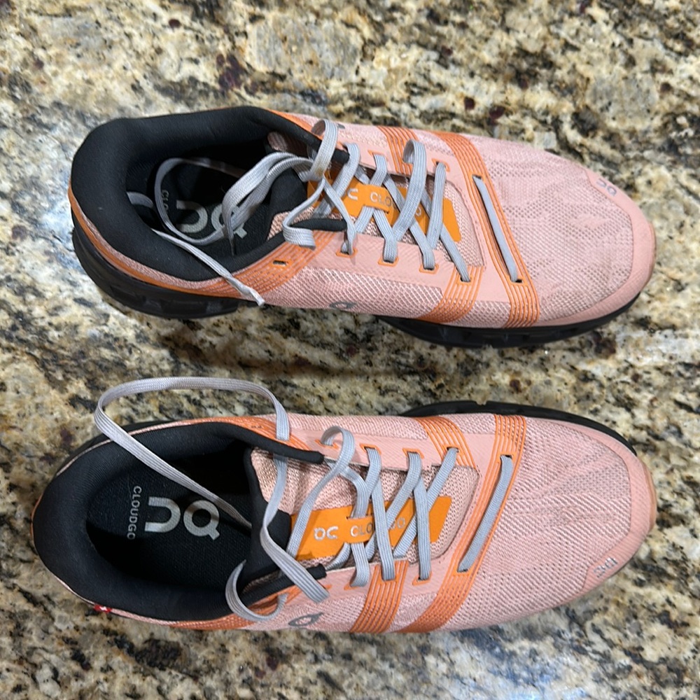 Women’s ON Cloud Go Sneakers